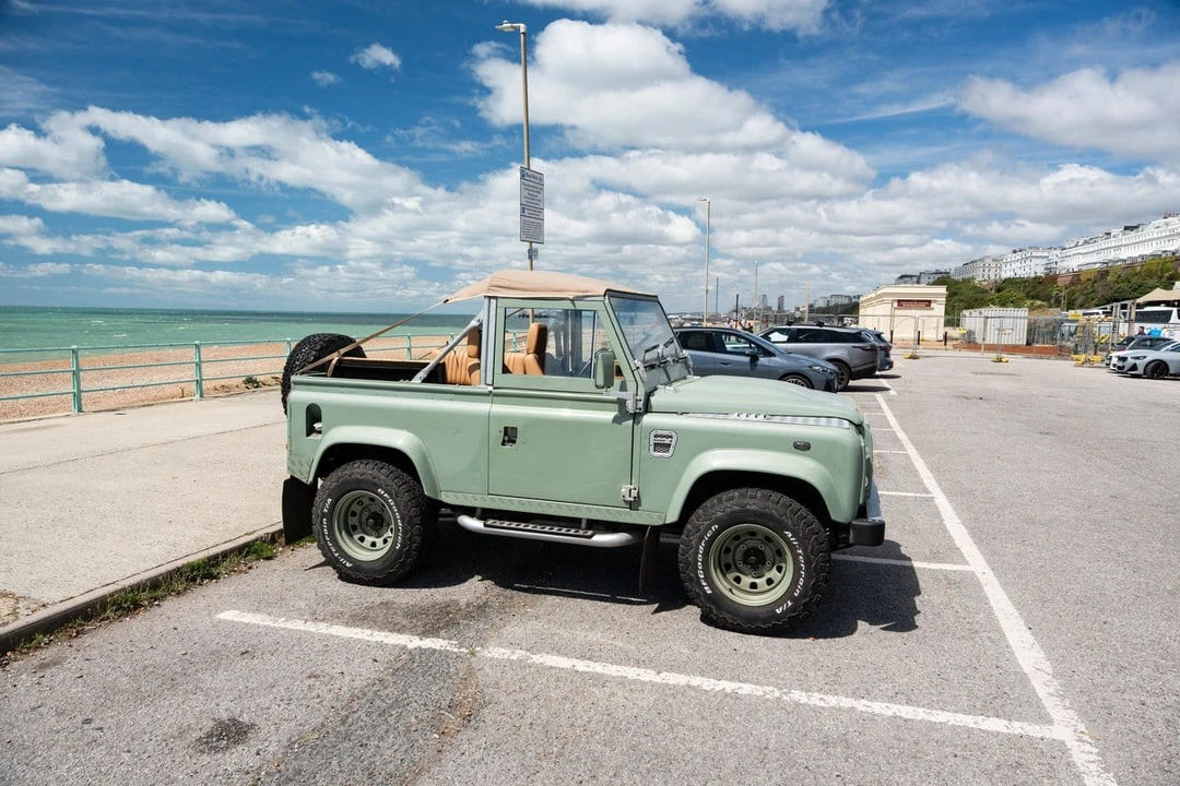 2008 Land Rover Defender 90 - Image 25 of 30