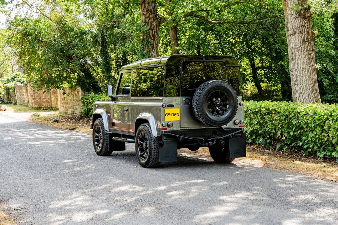 2008 Land Rover Defender 90 - Image 14 of 30