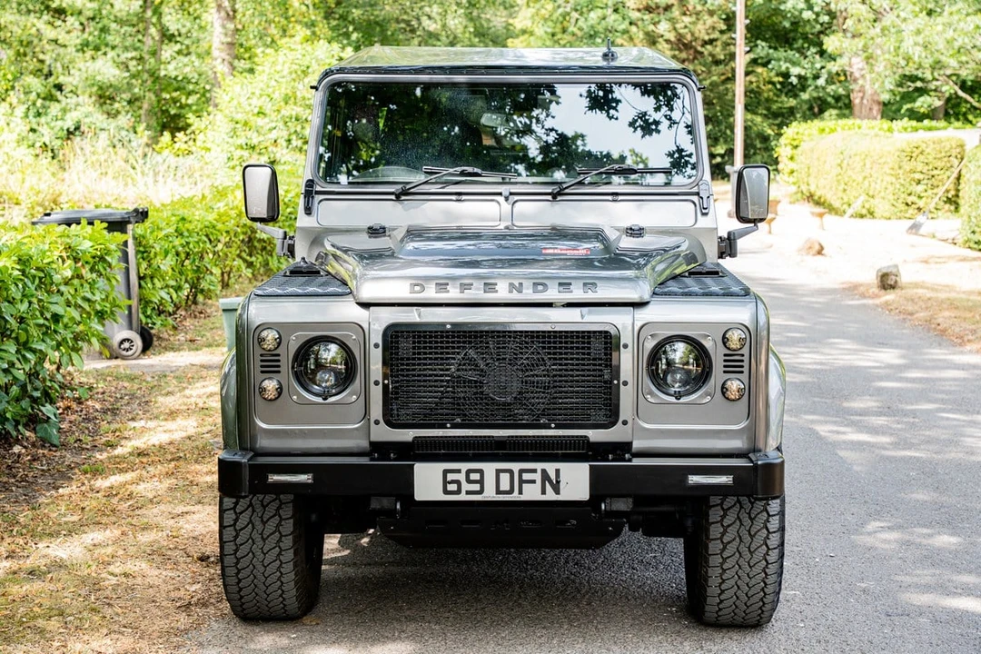 2008 Land Rover Defender 90 - Image 10 of 30