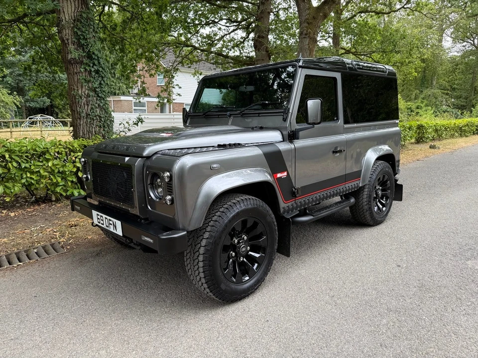 2008 Land Rover Defender 90 - Image 16 of 30