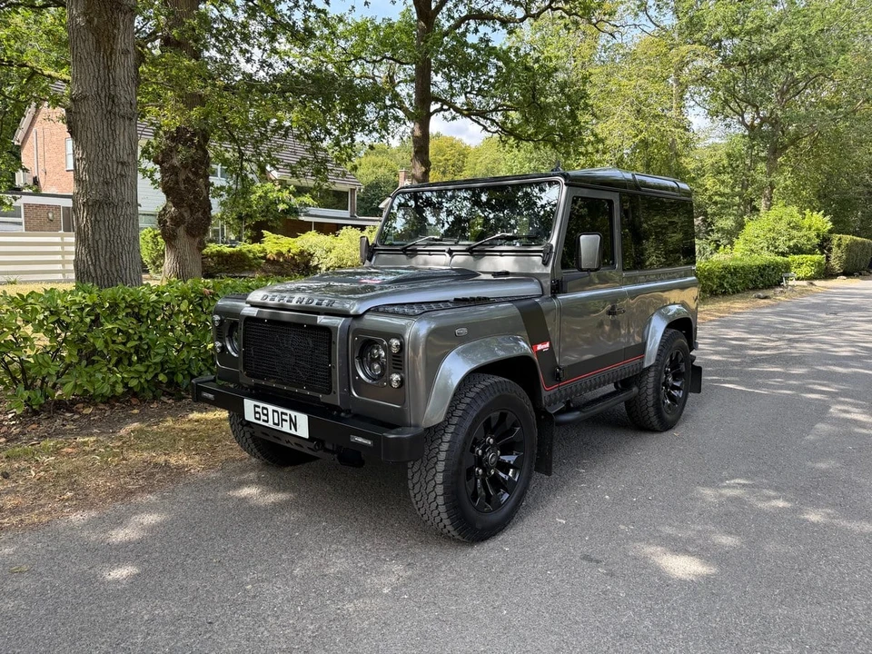 2008 Land Rover Defender 90 - Image 3 of 30