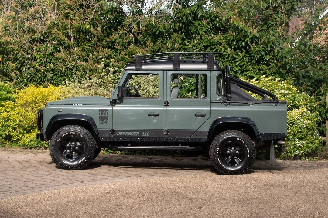 2008 Land Rover Defender 130 - Image 6 of 30