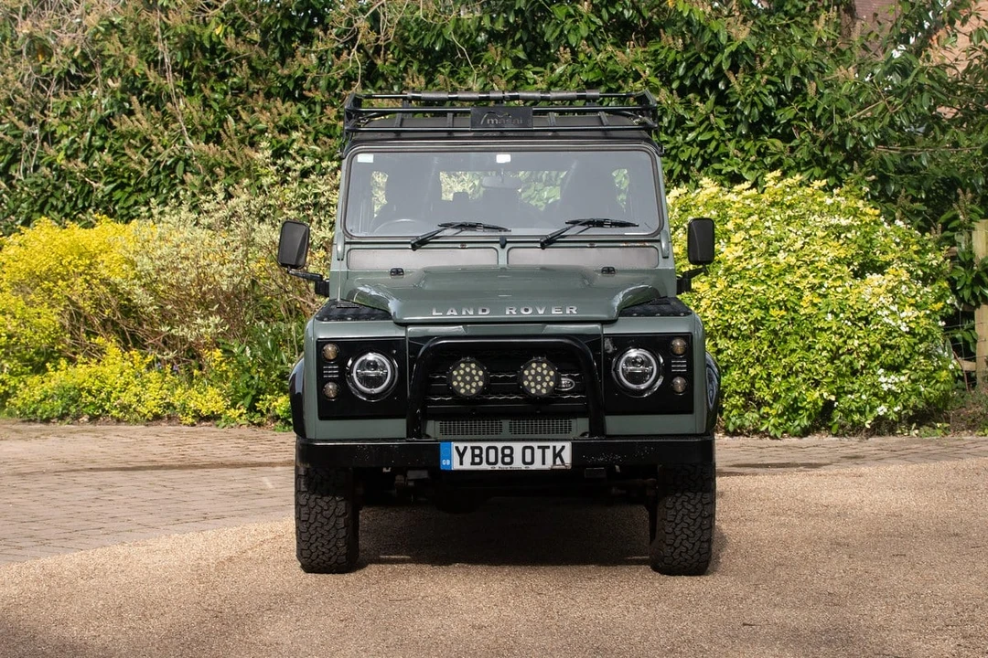 2008 Land Rover Defender 130 - Image 11 of 30