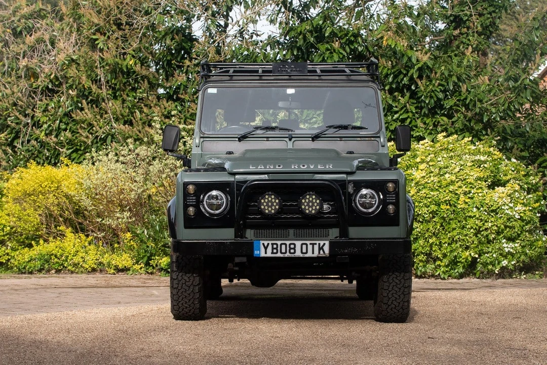 2008 Land Rover Defender 130 - Image 12 of 30