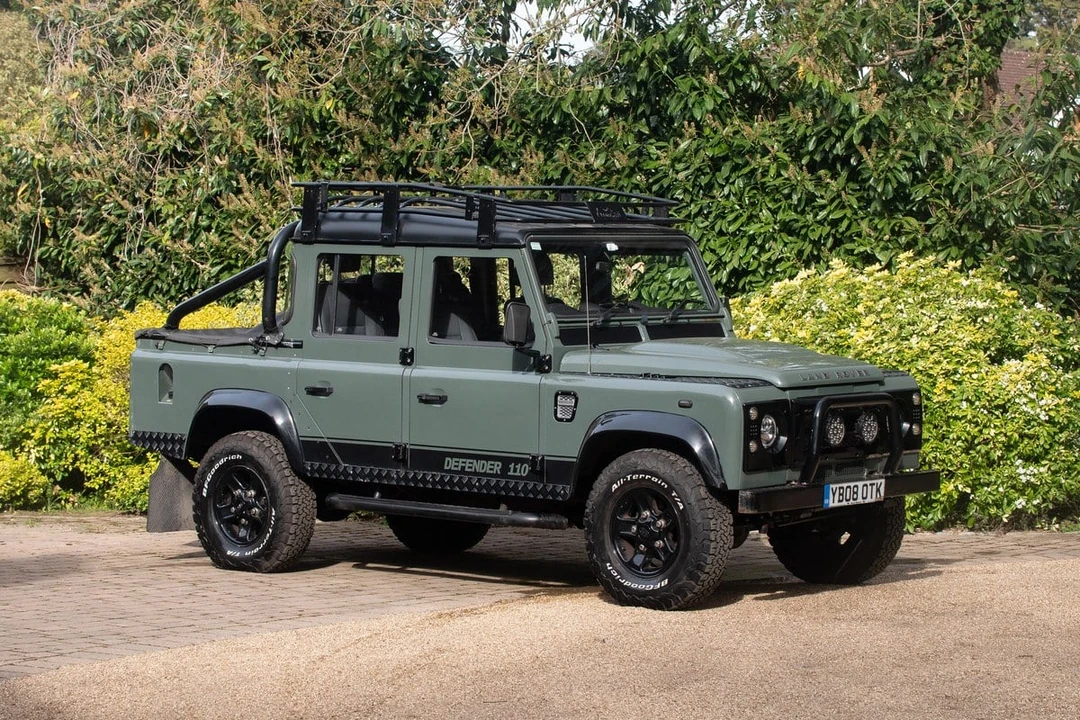 2008 Land Rover Defender 130 - Image 13 of 30