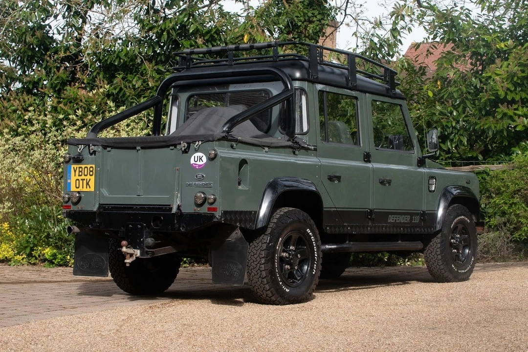 2008 Land Rover Defender 130 - Image 19 of 30
