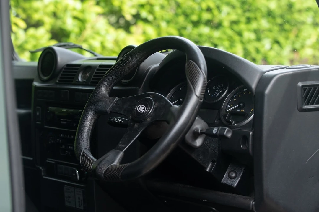2008 Land Rover Defender 130 - Image 27 of 30