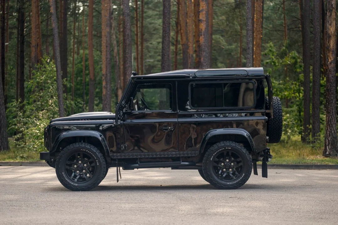 2008 Land Rover Defender - Image 13 of 30