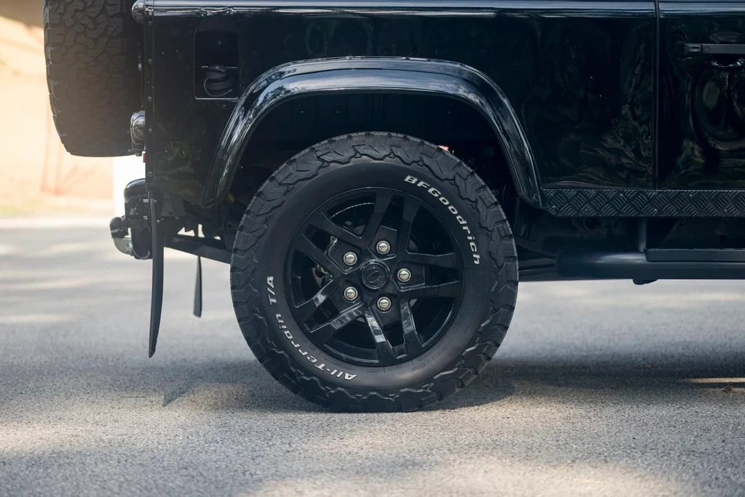 2008 Land Rover Defender - Image 21 of 30