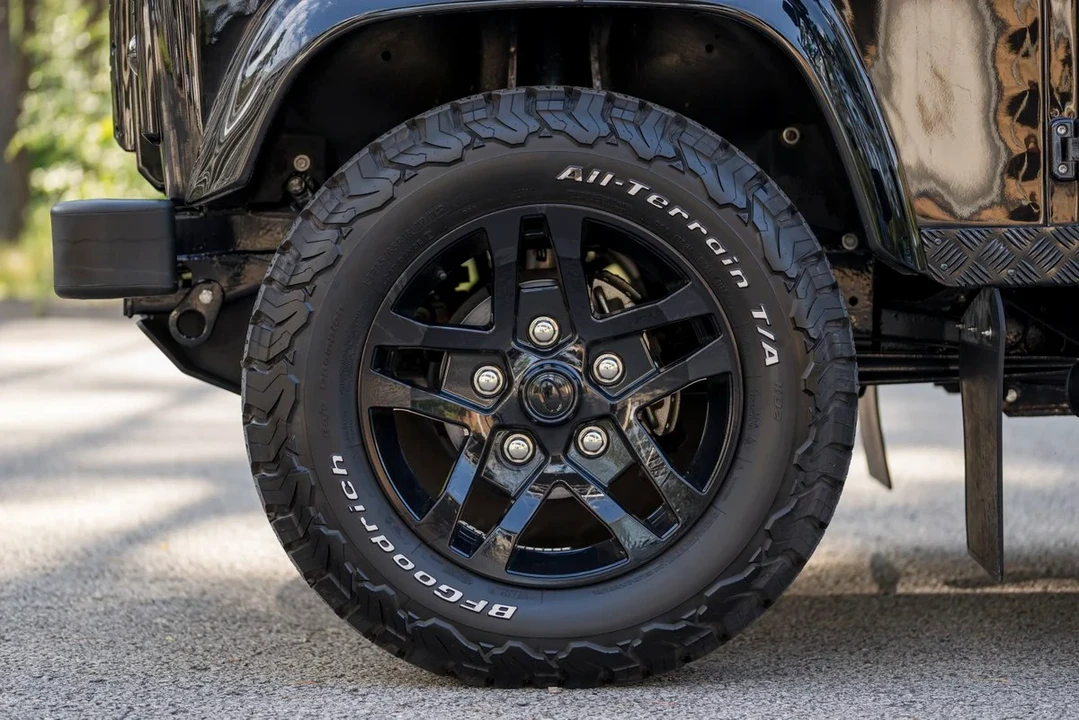 2008 Land Rover Defender - Image 22 of 30