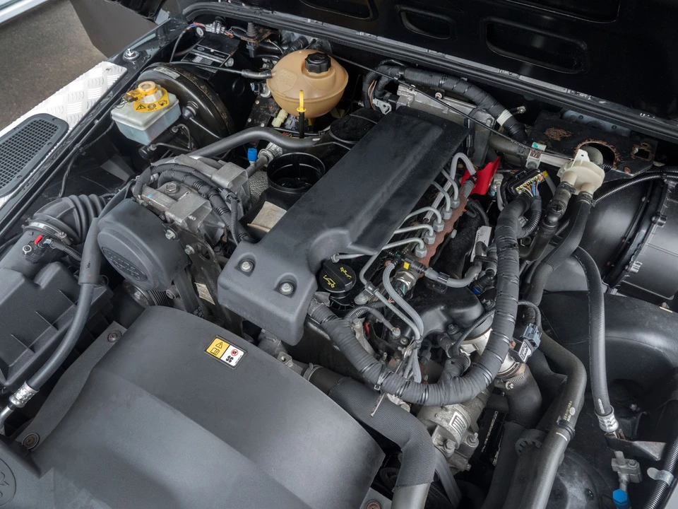 2008 Land Rover Defender 110 - Image 20 of 31