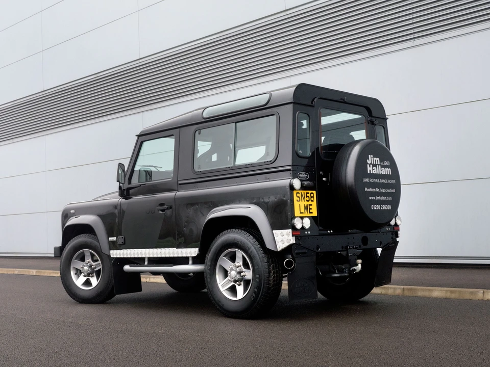 2008 Land Rover Defender 110 - Image 28 of 31