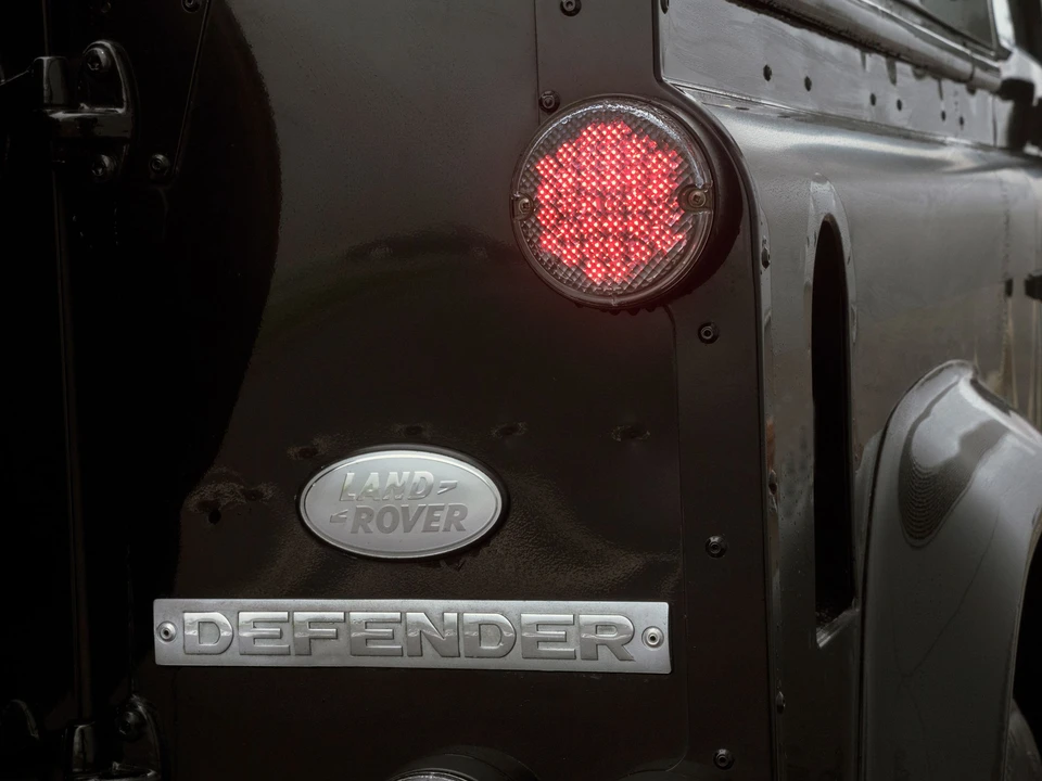 2008 Land Rover Defender 110 - Image 25 of 31
