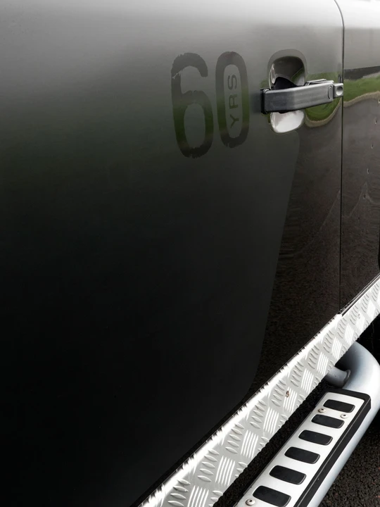 2008 Land Rover Defender 110 - Image 24 of 31