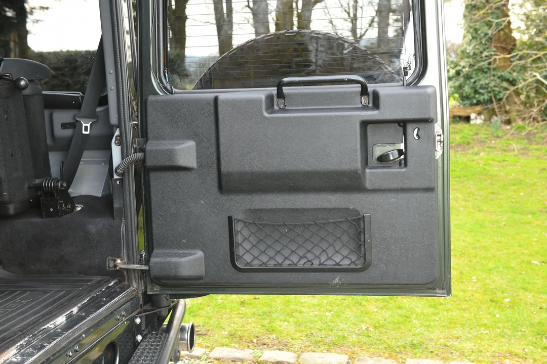 2008 Land Rover Defender 110 - Image 18 of 31