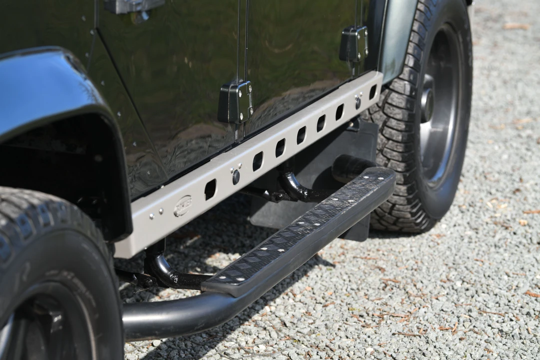 2008 Land Rover Defender 110 - Image 8 of 31