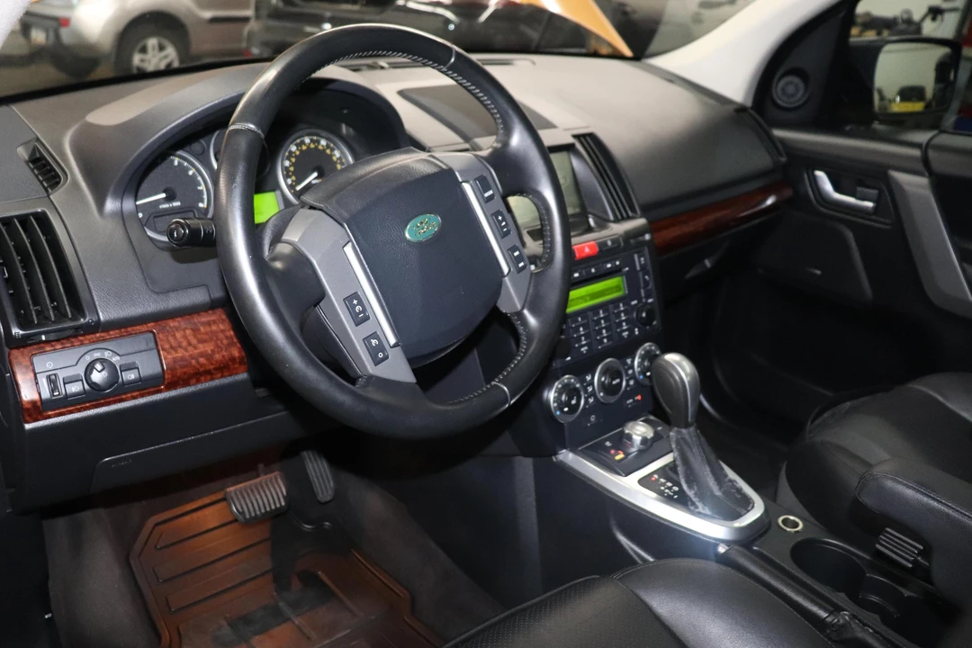 2008 Land Rover Freelander - Image 10 of 13