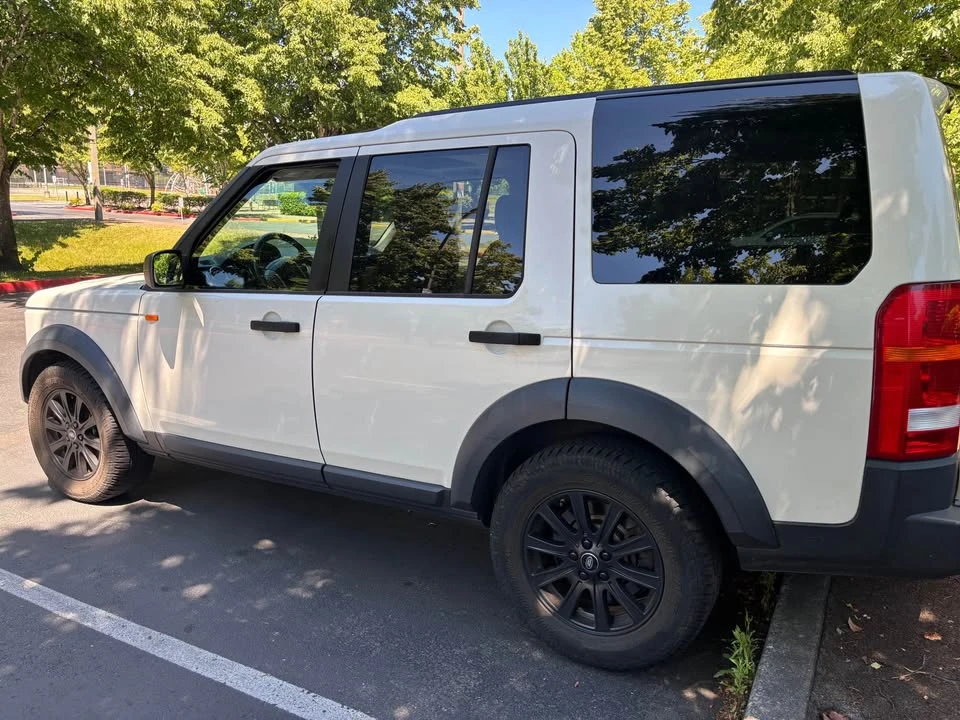 2008 Land Rover Discovery 3rd Gen - Image 2 of 15