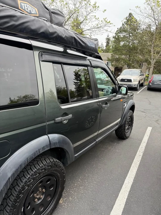 2008 Land Rover Discovery 3rd Gen - Image 3 of 10