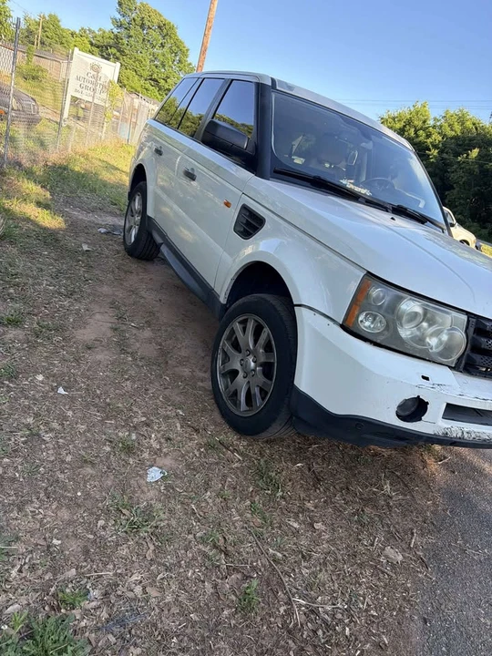 2008 Land Rover Range Rover L322 - Image 2 of 5