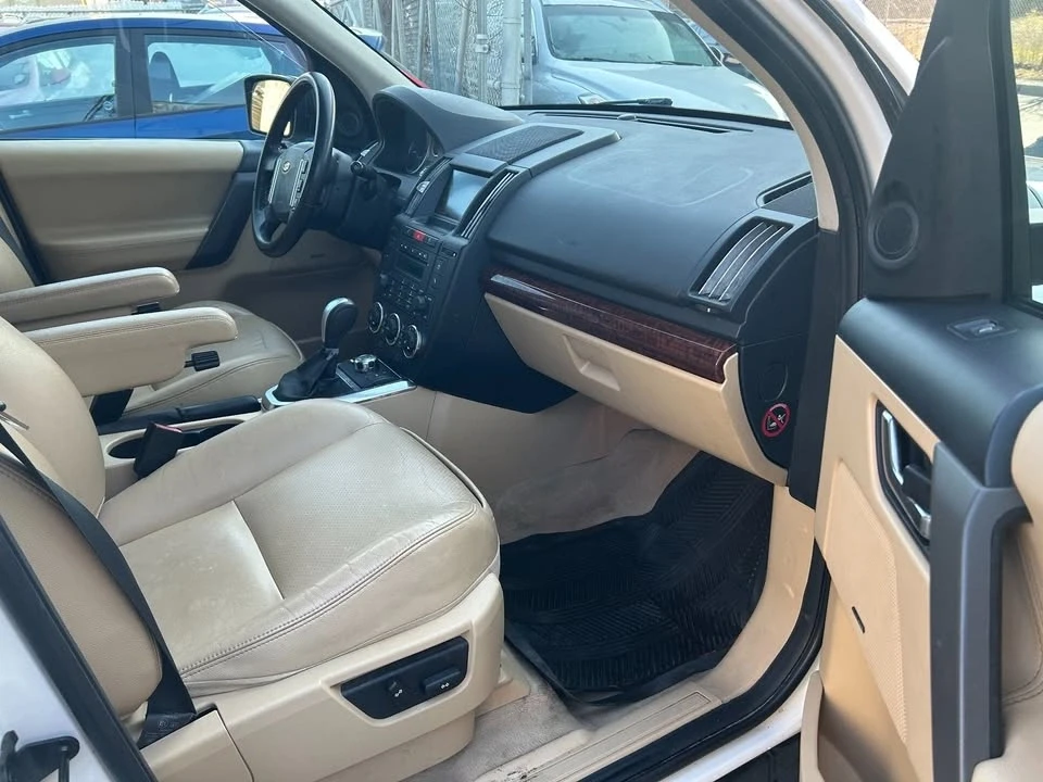 2008 Land Rover Freelander - Image 10 of 18