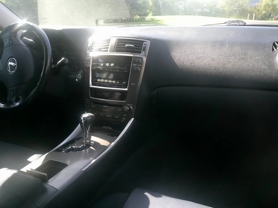 2008 Lexus IS 2nd Gen - Image 11 of 16