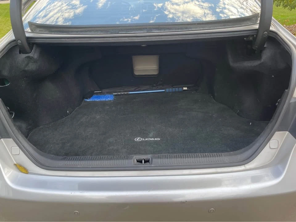 2008 Lexus ES 4th Gen - Image 8 of 9