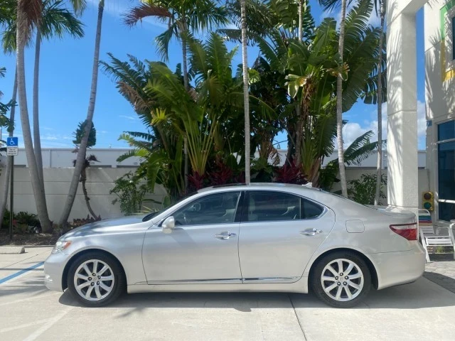 2008 Lexus LS 4th Gen - Image 5 of 21