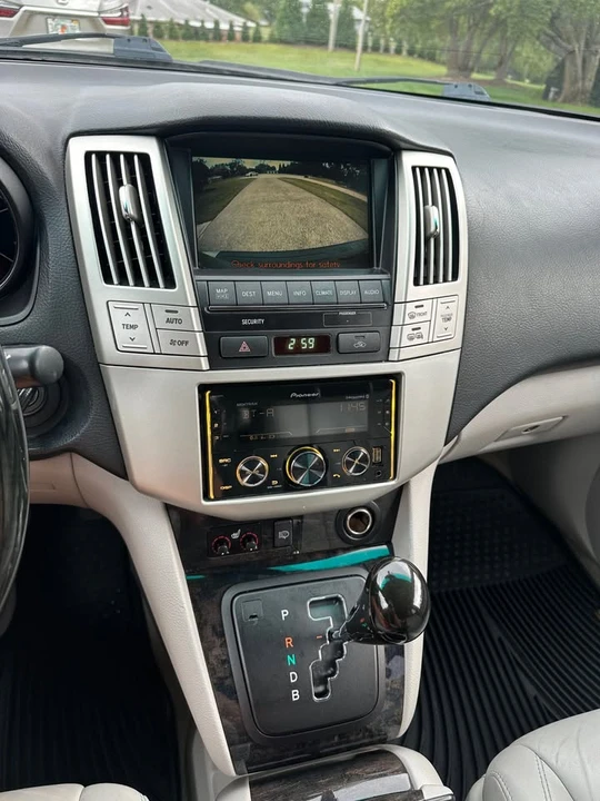 2008 Lexus RX 2nd Gen - Image 6 of 13