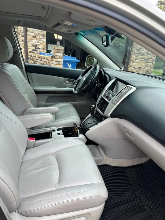 2008 Lexus RX 2nd Gen - Image 8 of 13