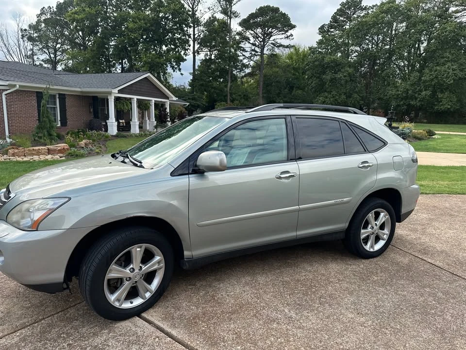2008 Lexus RX 2nd Gen - Image 3 of 13