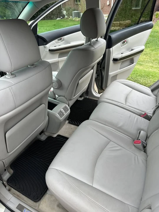2008 Lexus RX 2nd Gen - Image 9 of 13