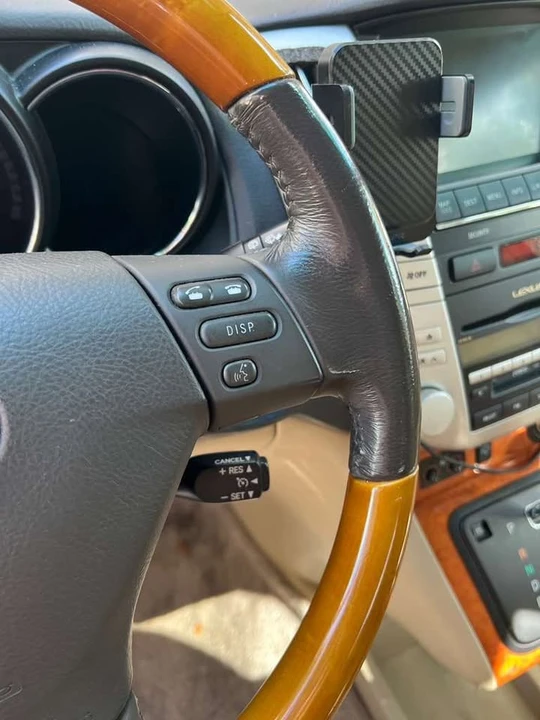 2008 Lexus RX 2nd Gen - Image 11 of 14