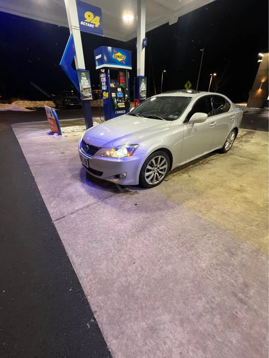 2008 Lexus IS 2nd Gen - Image 11 of 20