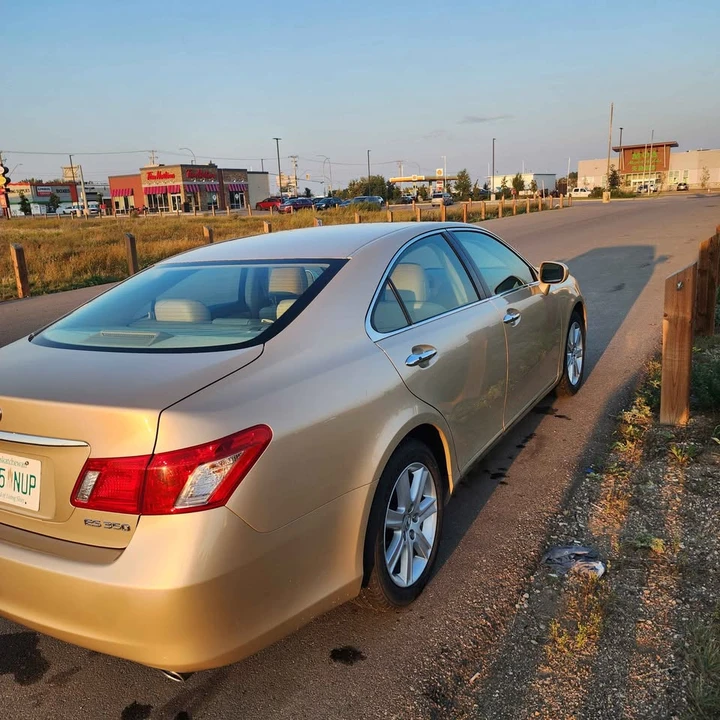 2008 Lexus ES 5th Gen - Image 4 of 6