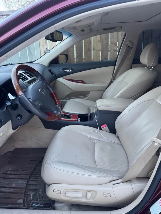 2008 Lexus ES 5th Gen - Image 5 of 8