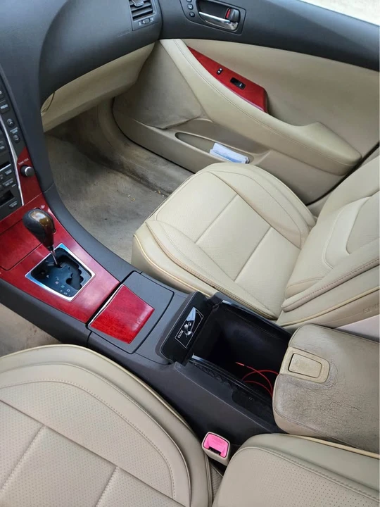 2008 Lexus ES 5th Gen - Image 5 of 10