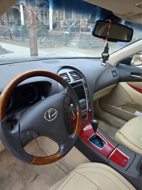 2008 Lexus ES 5th Gen - Image 9 of 10