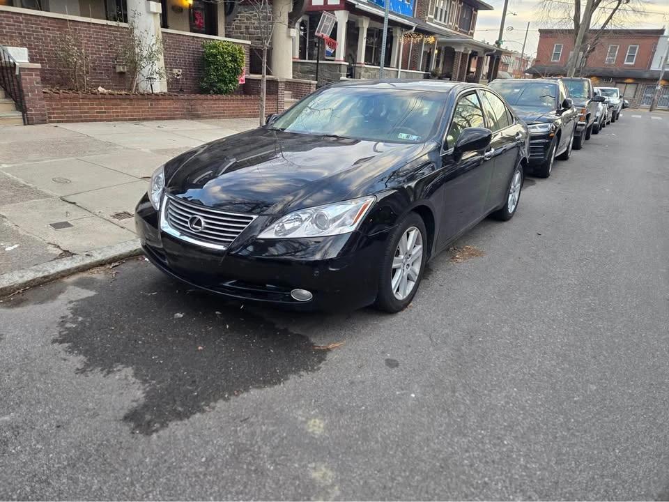 2008 Lexus ES 5th Gen - Image 2 of 10