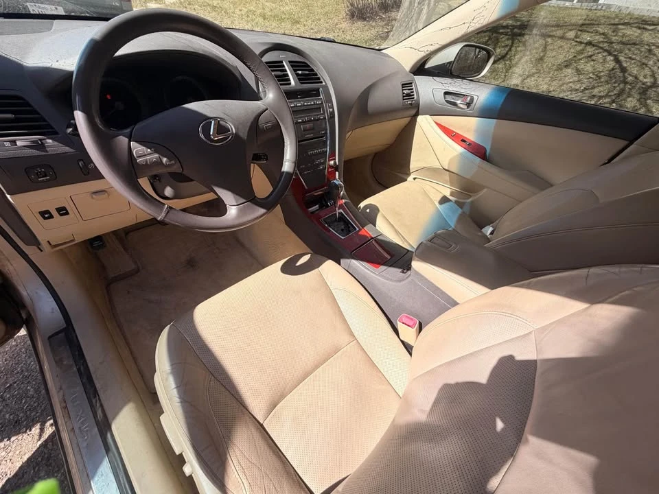 2008 Lexus ES 5th Gen - Image 4 of 7