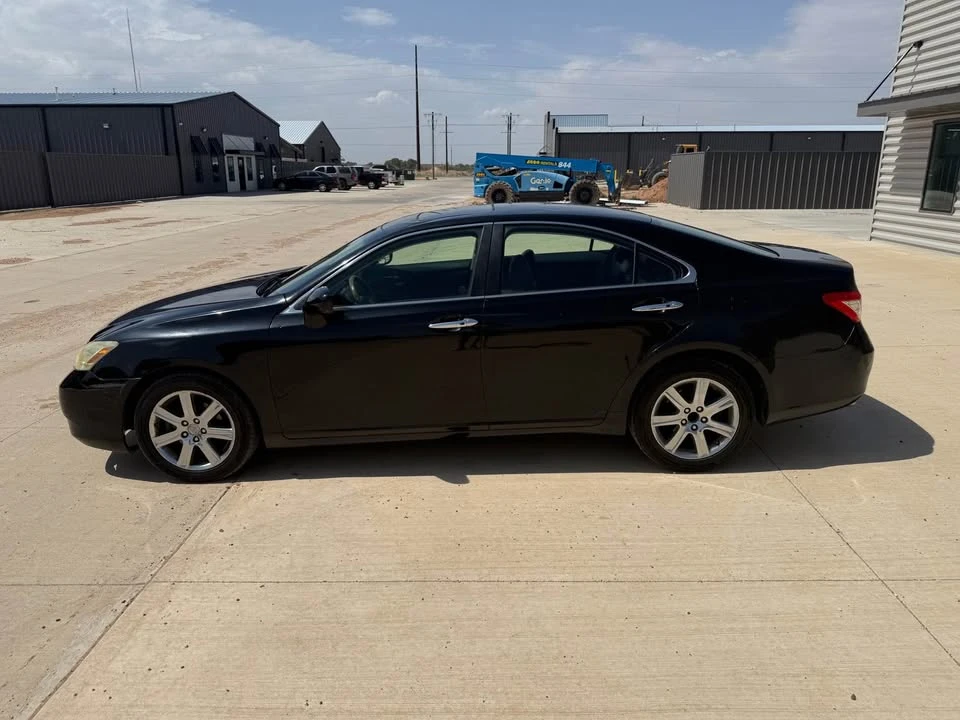 2008 Lexus ES 5th Gen - Image 8 of 17