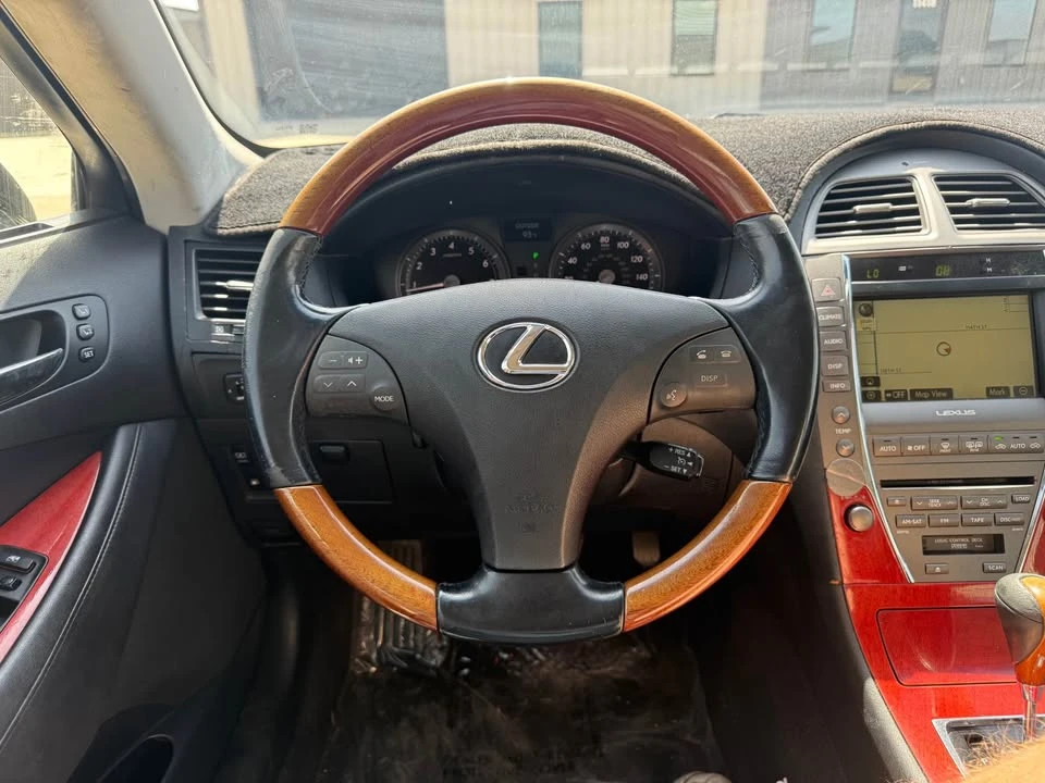 2008 Lexus ES 5th Gen - Image 16 of 17
