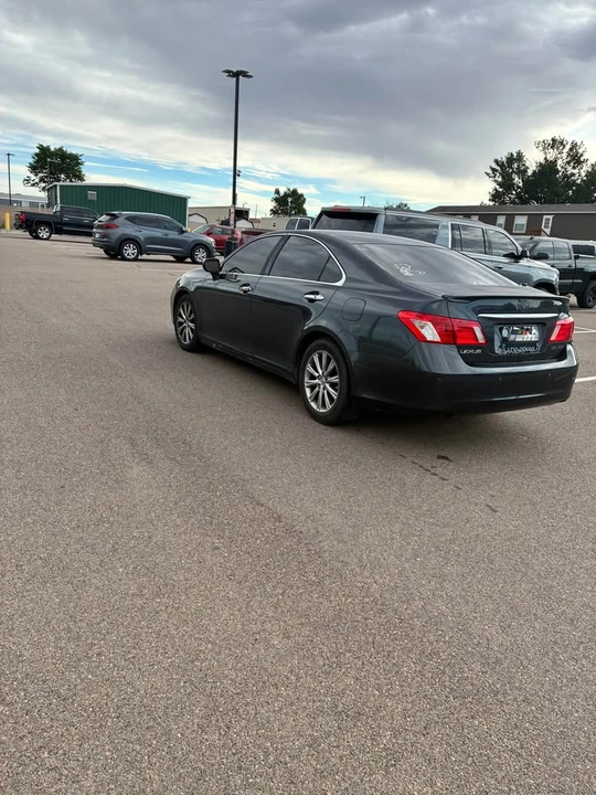 2008 Lexus ES 5th Gen - Image 5 of 5