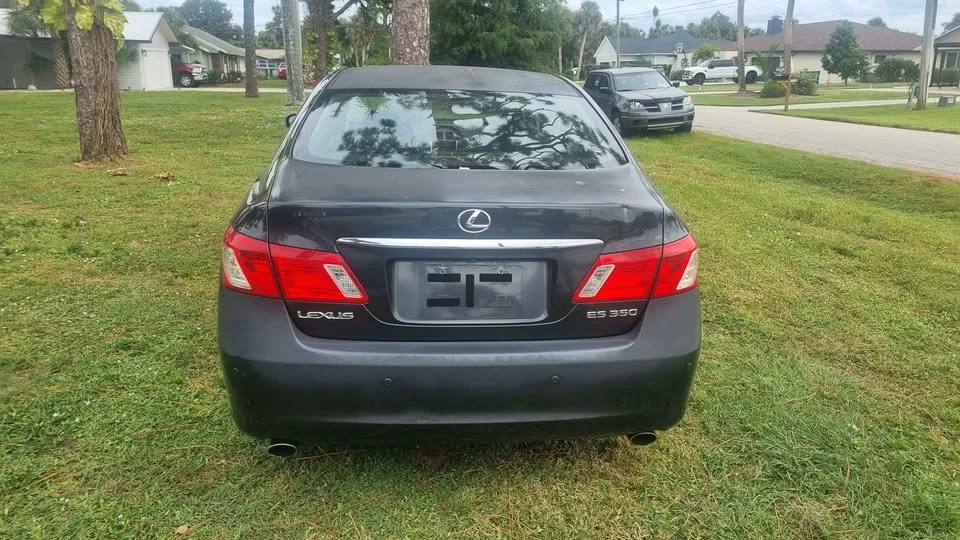 2008 Lexus ES 4th Gen - Image 4 of 8