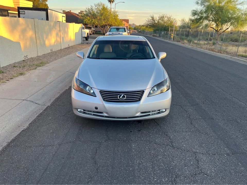2008 Lexus ES 5th Gen - Image 4 of 13