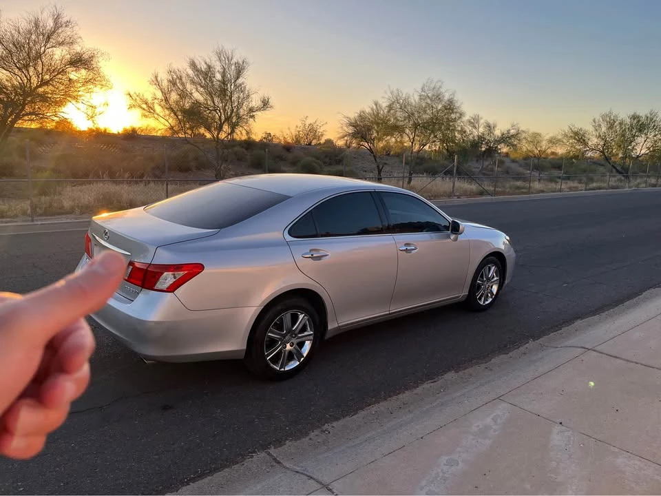 2008 Lexus ES 5th Gen - Image 9 of 13