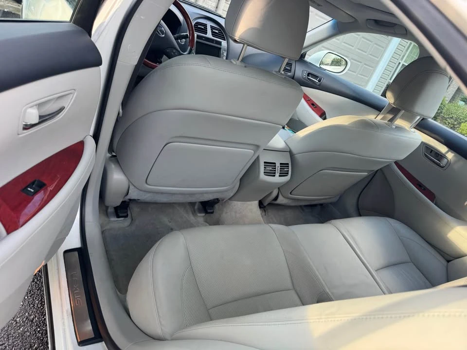 2008 Lexus ES 5th Gen - Image 7 of 10