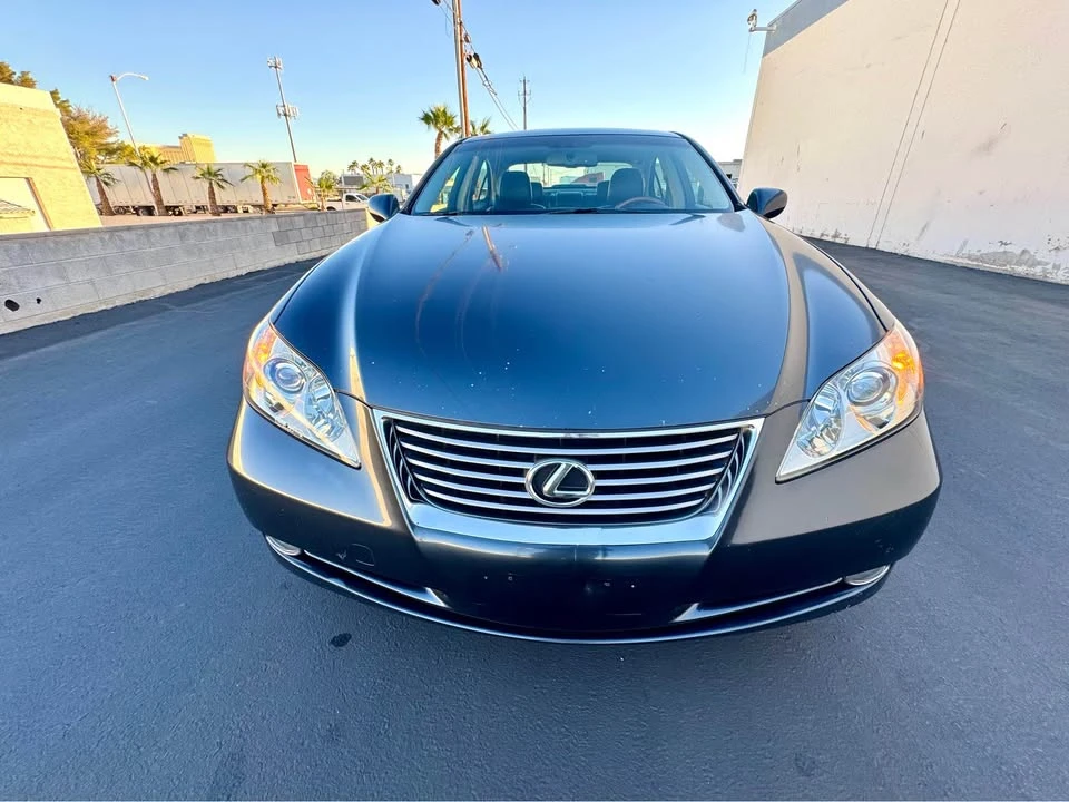 2008 Lexus ES 4th Gen - Image 2 of 20
