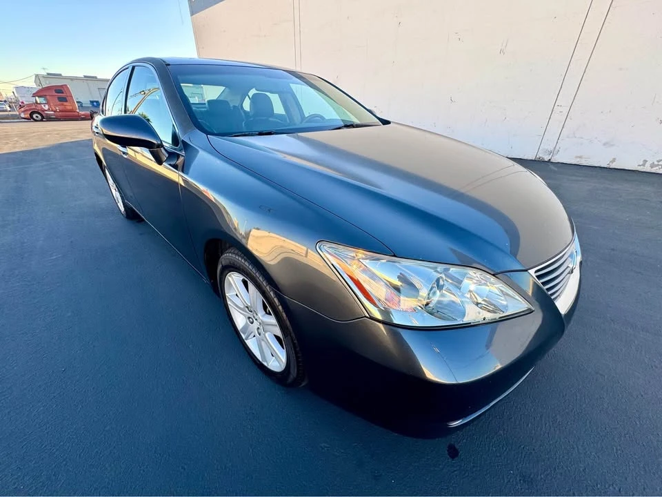 2008 Lexus ES 4th Gen - Image 3 of 20
