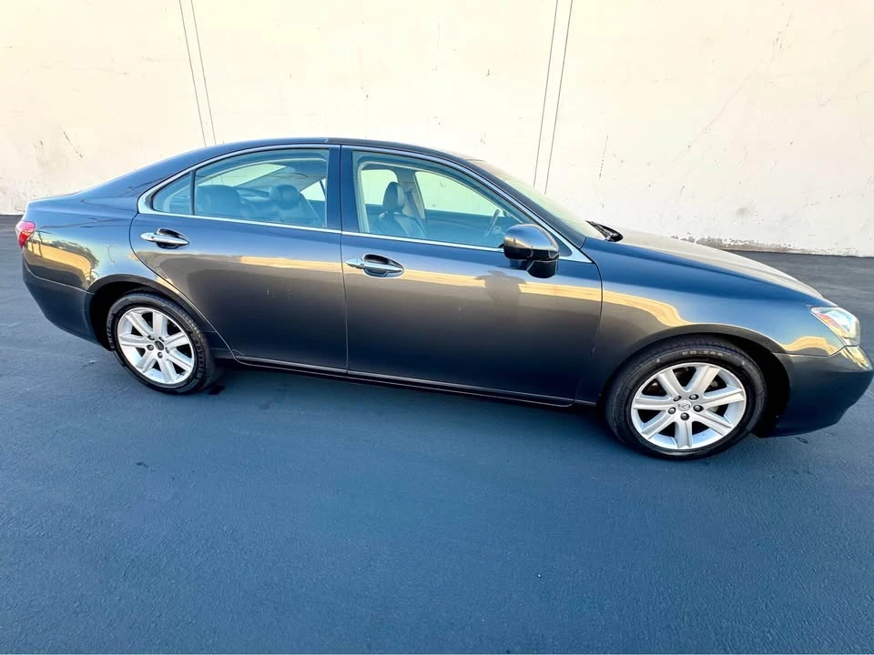 2008 Lexus ES 4th Gen - Image 4 of 20